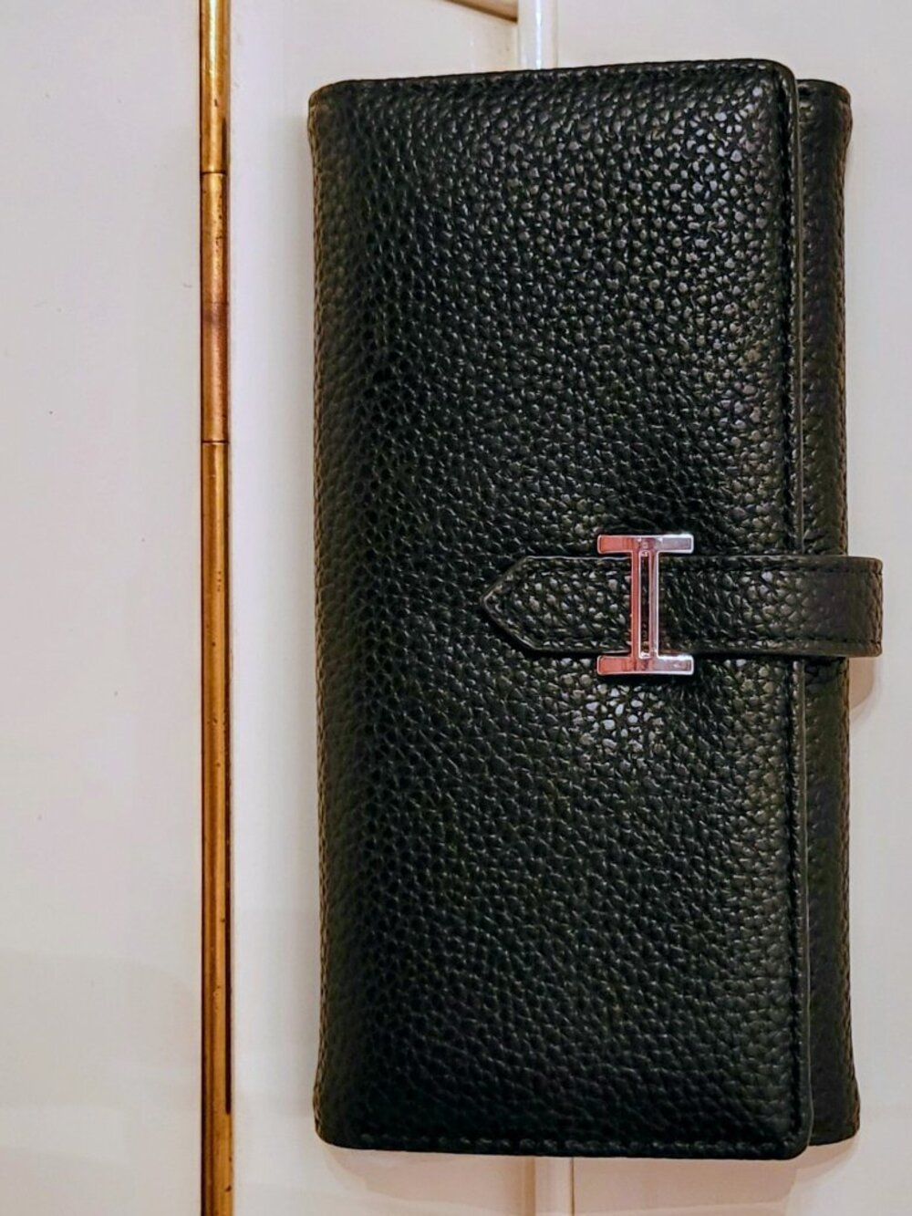 ** Classy Black pretty fashion long wallet! Never used. No brand.